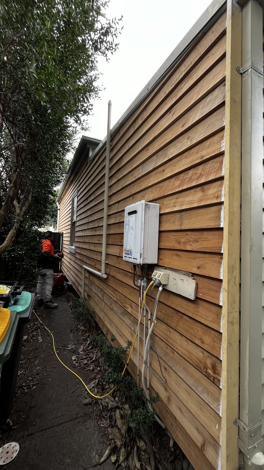 New timber weatherboards installed before painting