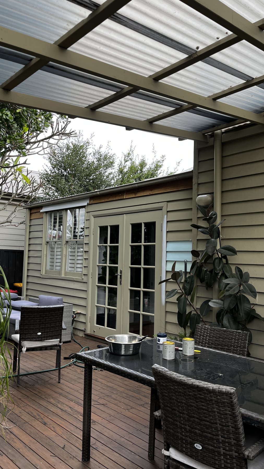 Rear weatherboards before exterior preparation and painting